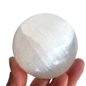 Sphère en Sélénite